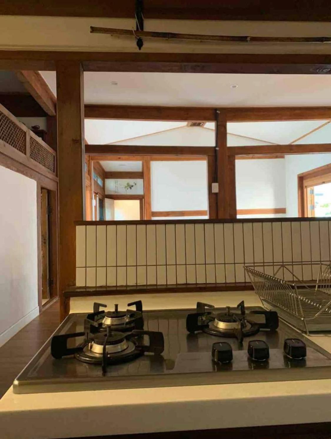 Sayu Hanok Gyeongju